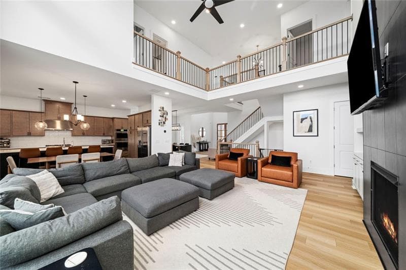 5 bedroom, 4 bathroom, 3,613 sq ft single family residence for sale at 1071 Ridgeview Road, Woodstock, GA 30188 — photo 7