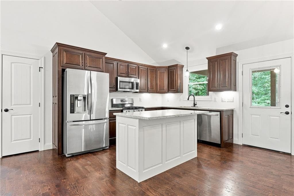 3 bedroom, 2 bathroom, 1,176 sq ft single family residence for sale at 137 Geneva Road, Canton, GA 30114 — photo 9