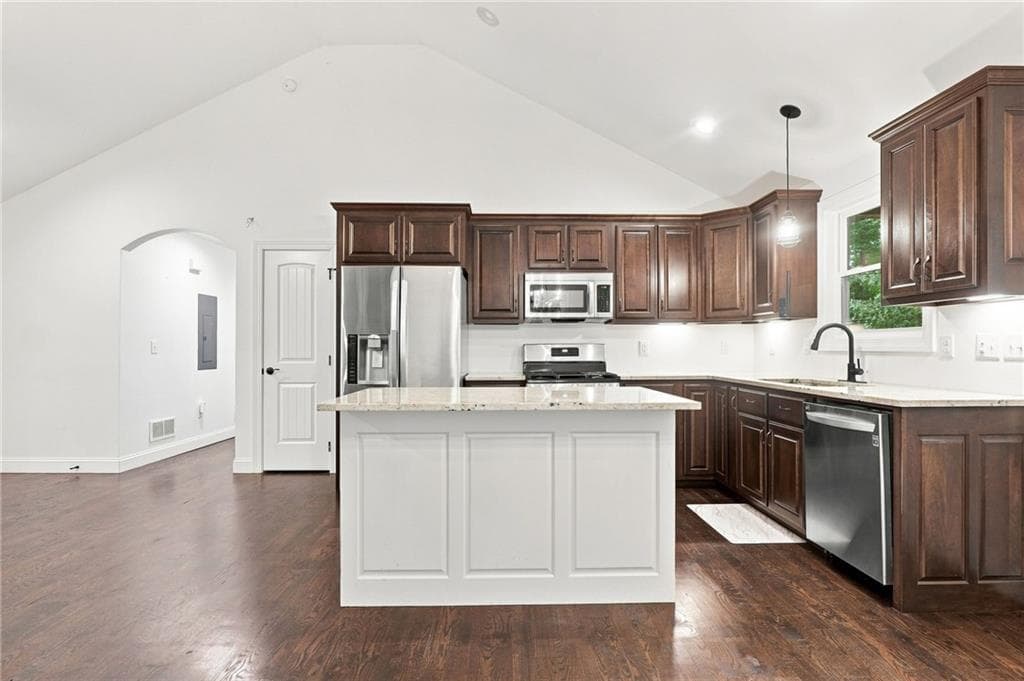 3 bedroom, 2 bathroom, 1,176 sq ft single family residence for sale at 137 Geneva Road, Canton, GA 30114 — photo 10