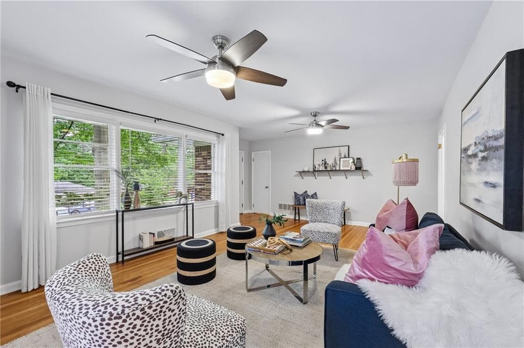 3 bedroom, 2 bathroom, 1,664 sq ft single family residence under contract at 579 N Superior Avenue, Decatur, GA 30033 — photo 3