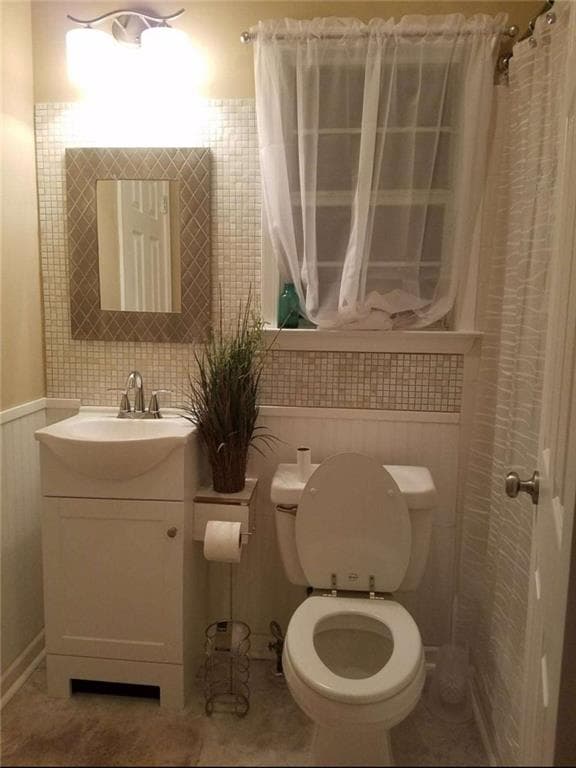 5 bedroom, 3 bathroom, 2,578 sq ft single family residence for sale at 405 Caxton Court, South Fulton, GA 30331 — photo 10