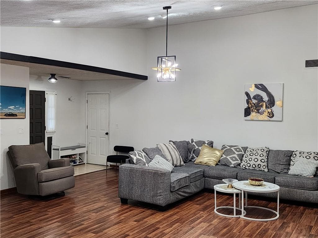 3 bedroom, 2 bathroom, 1,886 sq ft single family residence for sale at 715 Babbling Creek Place, Johns Creek, GA 30022 — photo 9
