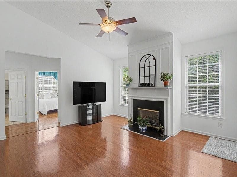 4 bedroom, 3 bathroom, 1,588 sq ft condominium for sale at 130 Camry Circle, Dallas, GA 30157 — photo 7
