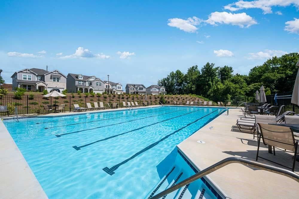 5 bedroom, 4 bathroom, 3,236 sq ft single family residence for sale at 3995 Alderstone Drive, Flowery Branch, GA 30542 — photo 6