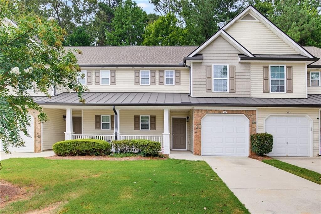 2 bedroom, 3 bathroom, 1,396 sq ft townhouse for rent at 106 Darbys Crossing Court, Hiram, GA 30141 for $1,750 a month — photo 1 of 17