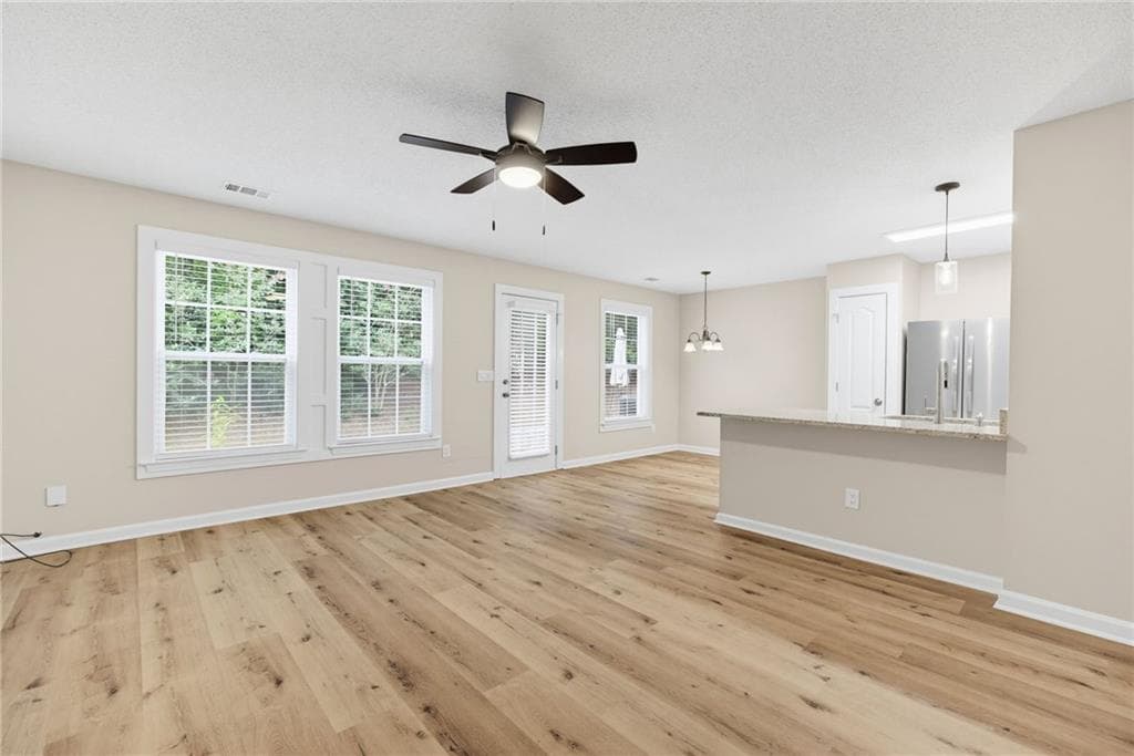 2 bedroom, 3 bathroom, 1,396 sq ft townhouse for rent at 106 Darbys Crossing Court, Hiram, GA 30141 for $1,750 a month — photo 3