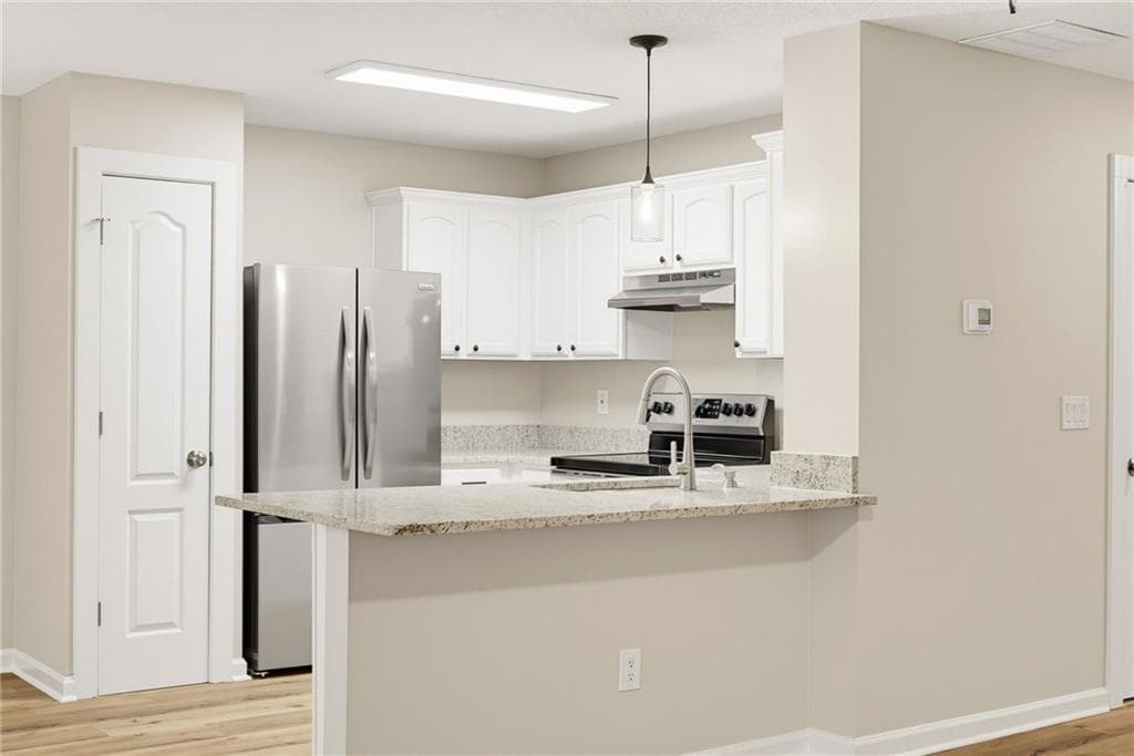 2 bedroom, 3 bathroom, 1,396 sq ft townhouse for rent at 106 Darbys Crossing Court, Hiram, GA 30141 for $1,750 a month — photo 5