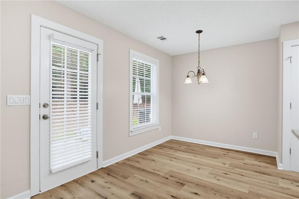 2 bedroom, 3 bathroom, 1,396 sq ft townhouse for rent at 106 Darbys Crossing Court, Hiram, GA 30141 for $1,750 a month — photo 6
