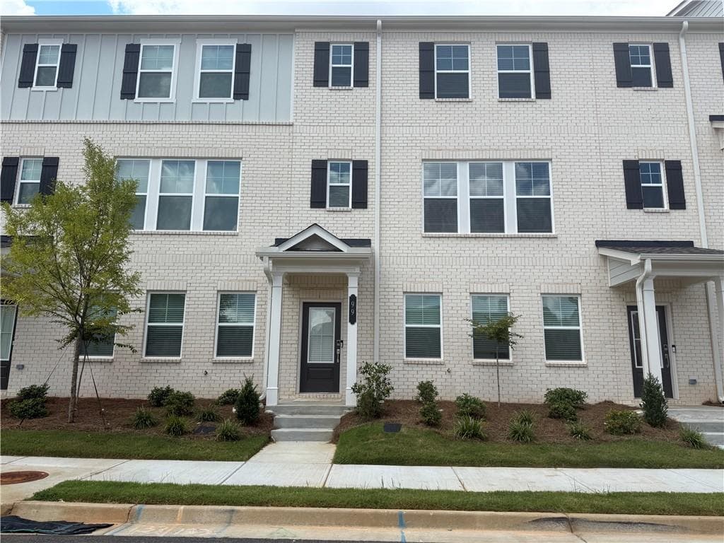 3 bedroom, 4 bathroom, 1,893 sq ft townhouse for rent at 99 Epperly Way, Tucker, GA 30084 for $2,750 a month