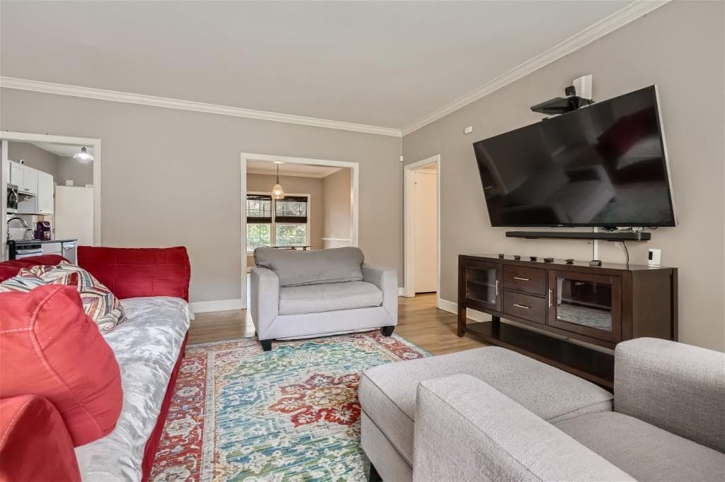 2 bedroom, 2 bathroom, 1,667 sq ft duplex for rent at 3685 Cantrell Road A, Atlanta, GA 30319 for $2,900 a month — photo 4