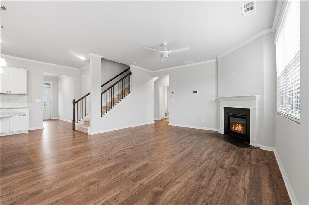 5 bedroom, 3 bathroom, 2,572 sq ft single family residence for sale at 6890 Scarlet Oak Way, Flowery Branch, GA 30542 — photo 7