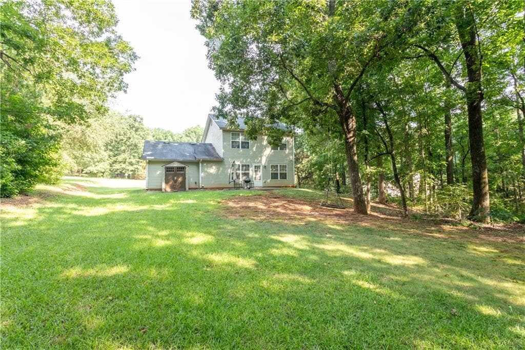 3 bedroom, 3 bathroom, 1,734 sq ft single family residence for sale at 1537 Cardinal Lane, Winder, GA 30680 — photo 6