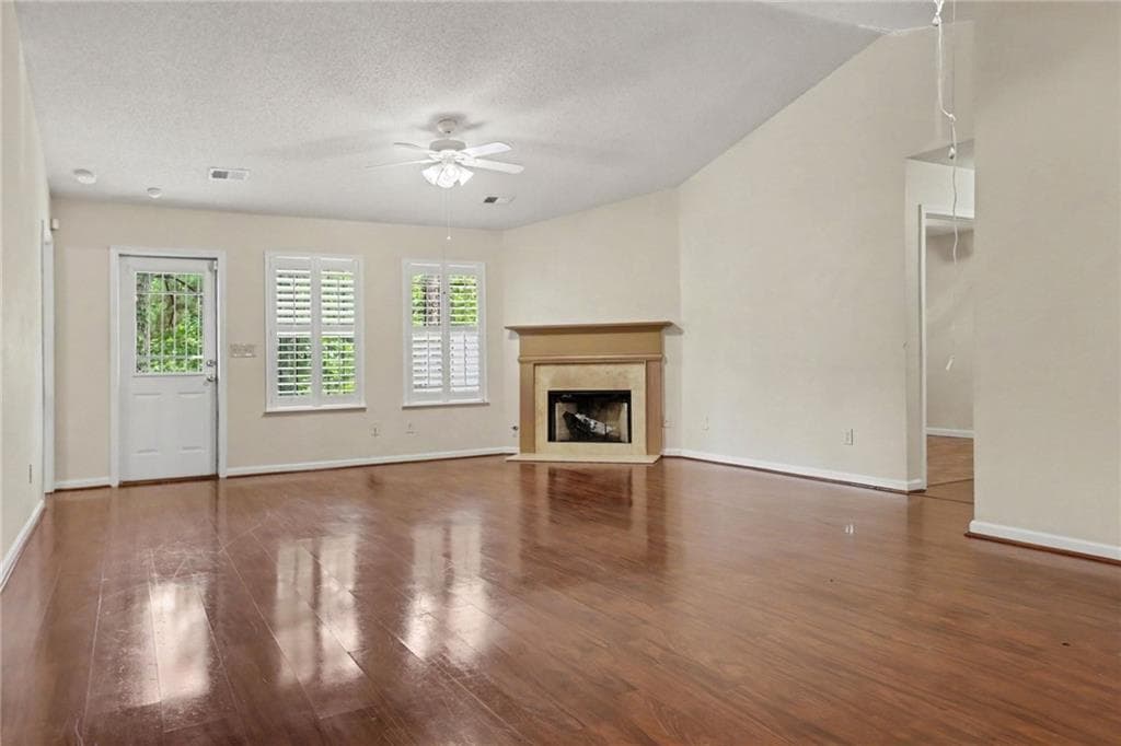 4 bedroom, 2 bathroom, 1,808 sq ft single family residence for sale at 7445 Old Chapel, South Fulton, GA 30349 — photo 10