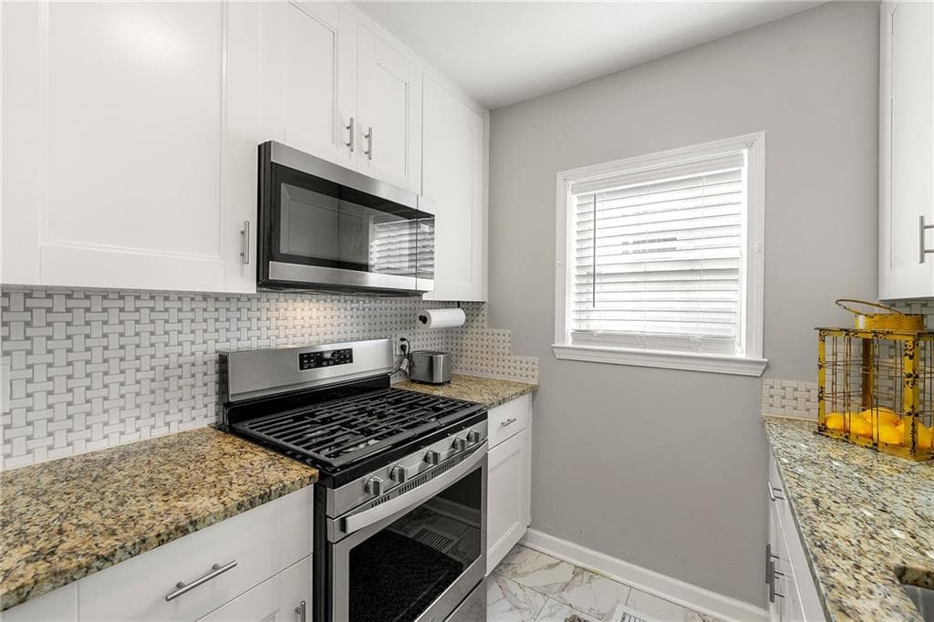 3 bedroom, 2 bathroom, 1,008 sq ft single family residence for sale at 954 Fern Avenue, Atlanta, GA 30315 — photo 7