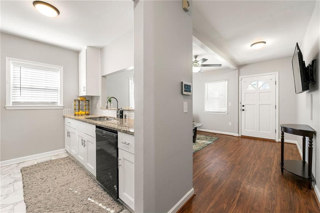 3 bedroom, 2 bathroom, 1,008 sq ft single family residence for sale at 954 Fern Avenue, Atlanta, GA 30315 — photo 6