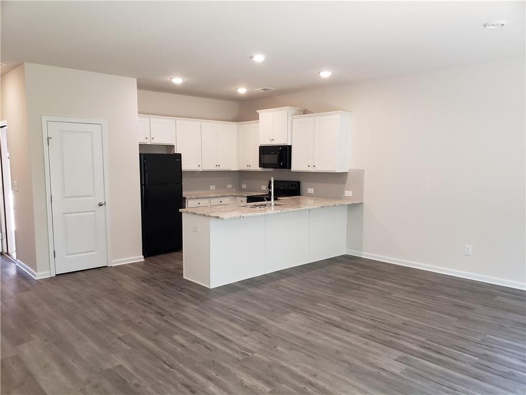 3 bedroom, 3 bathroom, 1,710 sq ft townhouse for rent at 2725 Daybreak Court, Suwanee, GA 30024 for $2,150 a month — photo 4