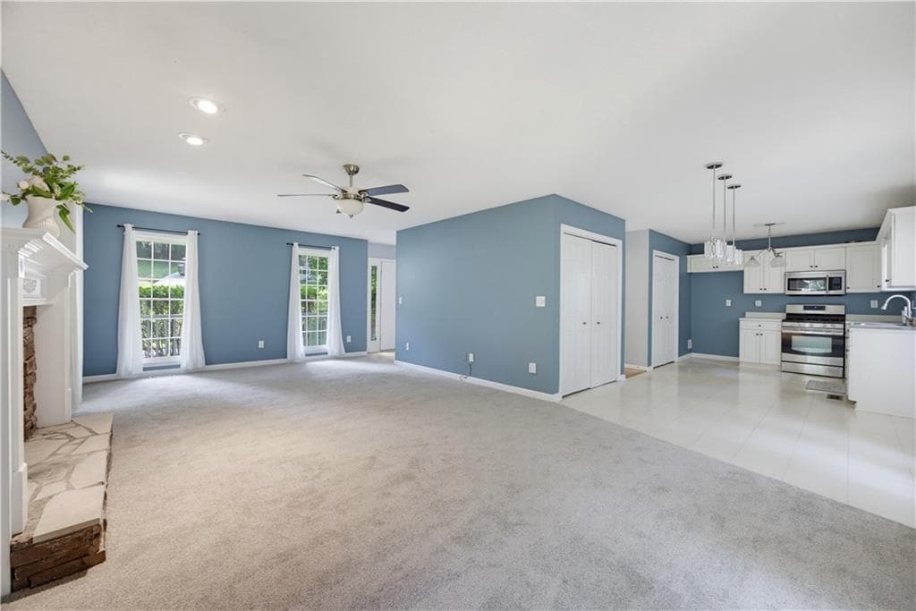 3 bedroom, 3 bathroom, 1,808 sq ft single family residence for sale at 804 Abbington Lane, Douglasville, GA 30134 — photo 7