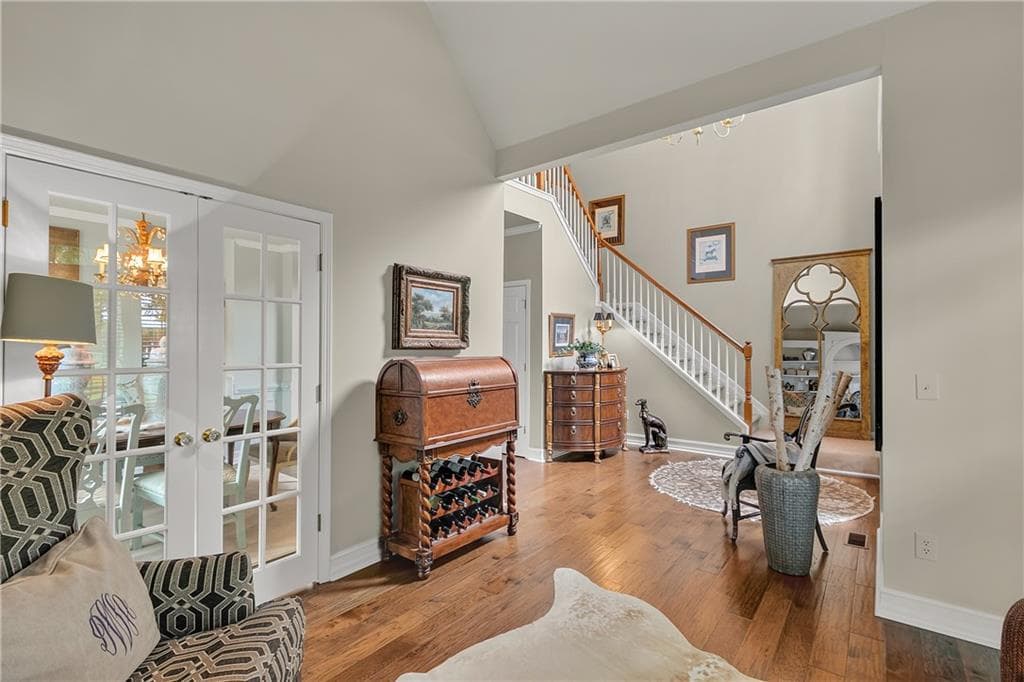 5 bedroom, 5 bathroom, 4,289 sq ft single family residence for sale at 267 White Pine Way, Marietta, GA 30064 — photo 4