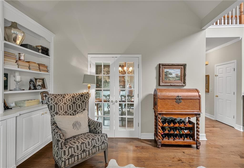 5 bedroom, 5 bathroom, 4,289 sq ft single family residence for sale at 267 White Pine Way, Marietta, GA 30064 — photo 5