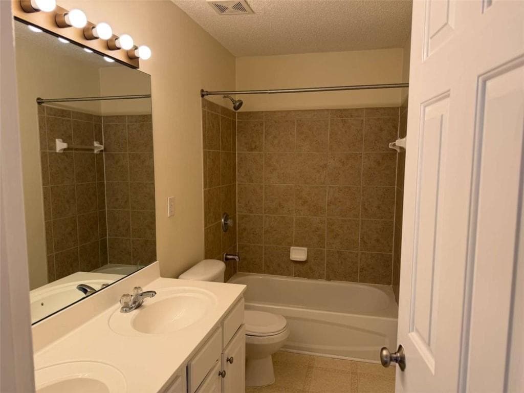 3 bedroom, 3 bathroom, 1,952 sq ft single family residence for rent at 8910 Ruel Lane, Suwanee, GA 30024 for $2,400 a month — photo 10
