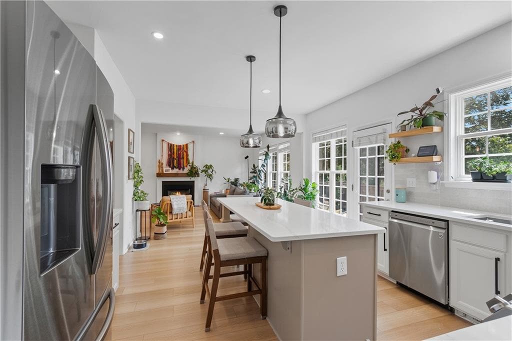 5 bedroom, 4 bathroom, 3,412 sq ft single family residence for sale at 3930 Almandine Way, Cumming, GA 30040 — photo 6