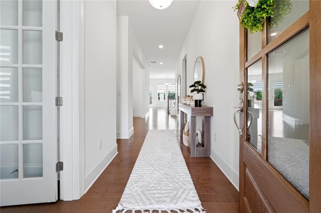 5 bedroom, 5 bathroom, 3,789 sq ft single family residence for sale at 5043 Baywood Lane, Woodstock, GA 30188 — photo 5