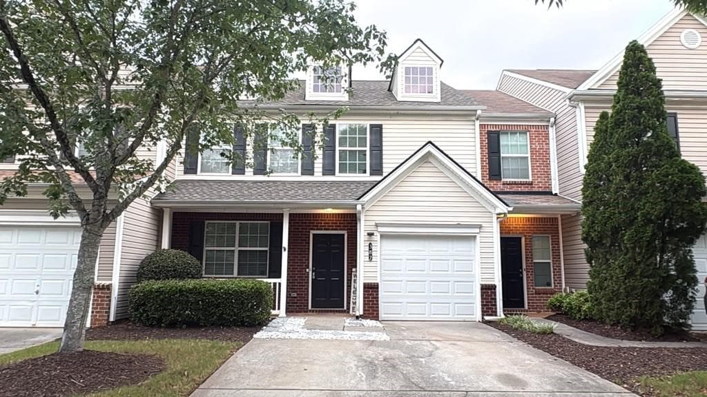 3 bedroom, 3 bathroom, 1,880 sq ft townhouse for rent at 387 Weatherstone Place, Alpharetta, GA 30004 for $2,400 a month — photo 2