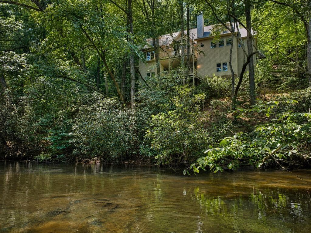 3 bedroom, 5 bathroom, 3,830 sq ft single family residence for sale at 357 Goldmine Trail, Ellijay, GA 30536