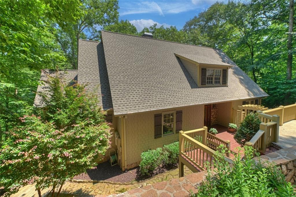3 bedroom, 5 bathroom, 3,830 sq ft single family residence for sale at 357 Goldmine Trail, Ellijay, GA 30536 — photo 2