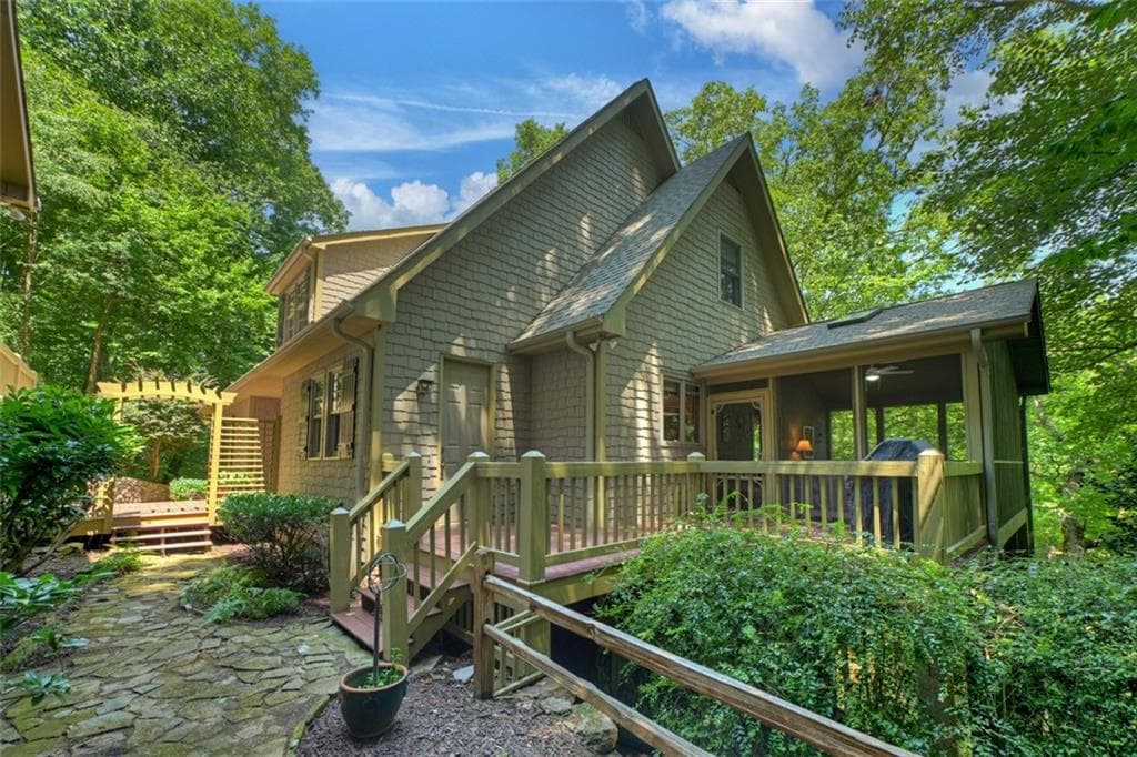 3 bedroom, 5 bathroom, 3,830 sq ft single family residence for sale at 357 Goldmine Trail, Ellijay, GA 30536 — photo 6