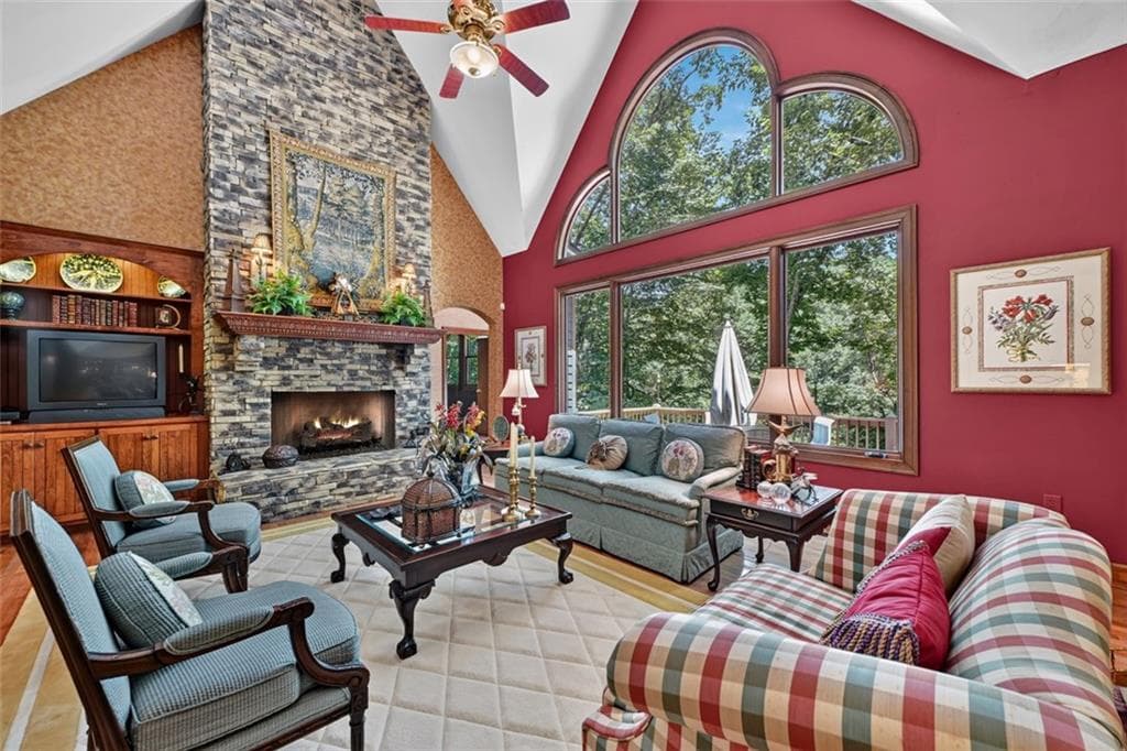 3 bedroom, 5 bathroom, 3,830 sq ft single family residence for sale at 357 Goldmine Trail, Ellijay, GA 30536 — photo 9