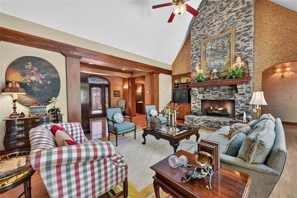 3 bedroom, 5 bathroom, 3,830 sq ft single family residence for sale at 357 Goldmine Trail, Ellijay, GA 30536 — photo 10