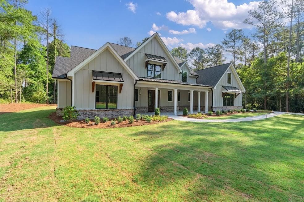 5 bedroom, 4 bathroom, 3,620 sq ft single family residence under contract at 135 Martin Cemetery Road, Carrollton, GA 30117