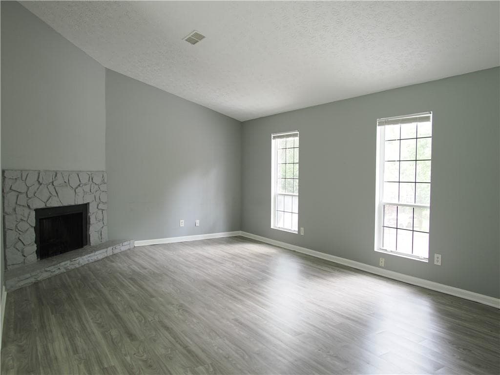 3 bedroom, 2 bathroom, 1,494 sq ft single family residence under contract at 5139 Galbraith Circle, Stone Mountain, GA 30088 — photo 4