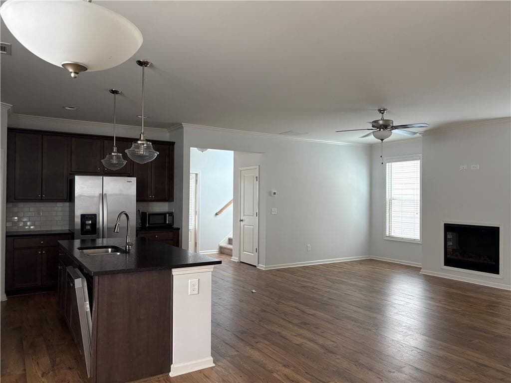 4 bedroom, 3 bathroom, 2,190 sq ft single family residence for rent at 5420 Falling Branch Court, Flowery Branch, GA 30542 for $2,200 a month — photo 7