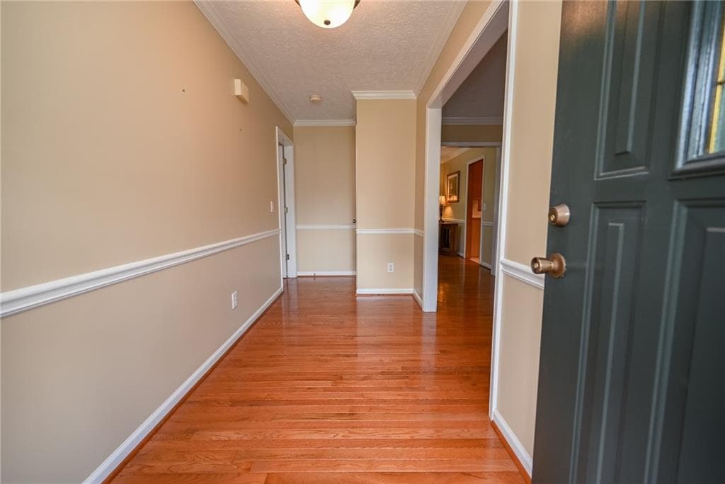 3 bedroom, 2 bathroom, 1,736 sq ft single family residence under contract at 114 Valley Farm Lane, Acworth, GA 30102 — photo 7