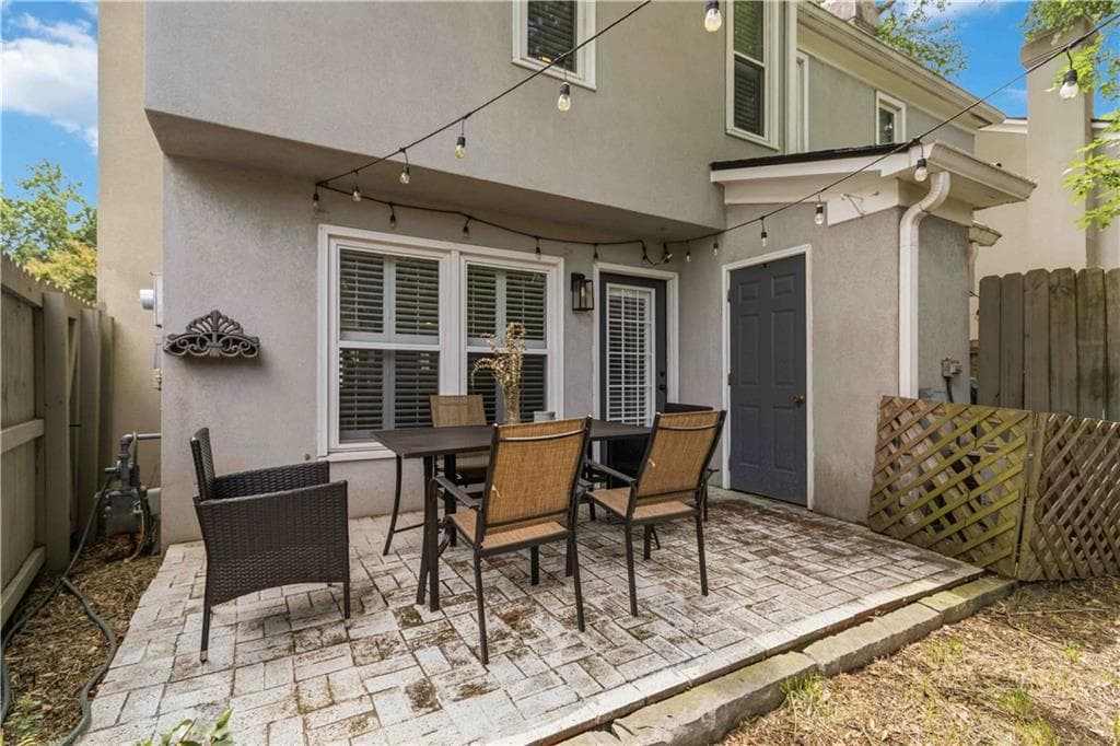 2 bedroom, 3 bathroom, 1,230 sq ft townhouse for sale at 902 Defoors Landing, Atlanta, GA 30318 — photo 4