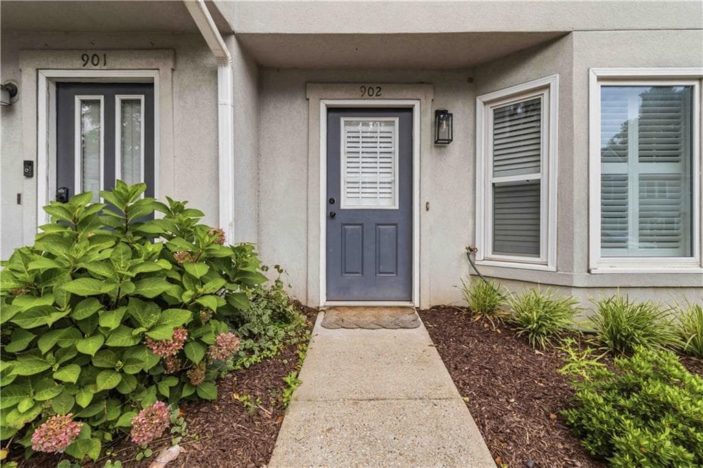 2 bedroom, 3 bathroom, 1,230 sq ft townhouse for sale at 902 Defoors Landing, Atlanta, GA 30318 — photo 5