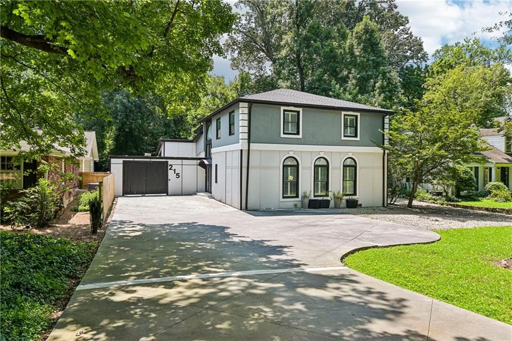 4 bedroom, 4 bathroom, 3,594 sq ft single family residence for sale at 215 Camden Road, Atlanta, GA 30309 — photo 1 of 39
