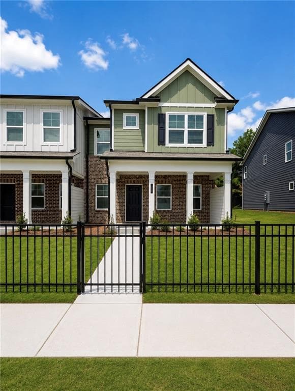 3 bedroom, 3 bathroom, 2,002 sq ft townhouse under contract at 3277 Lake Carlton Road, Loganville, GA 30052