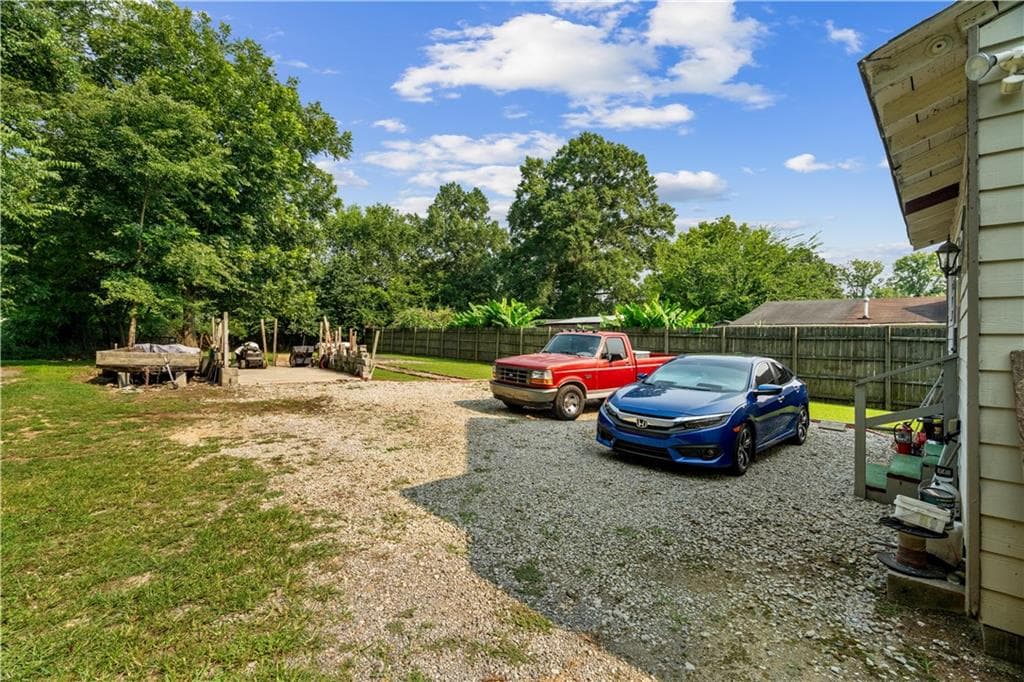 4 bedroom, 2 bathroom, 1,140 sq ft single family residence for sale at 7 Cherry Street, Rome, GA 30165 — photo 7