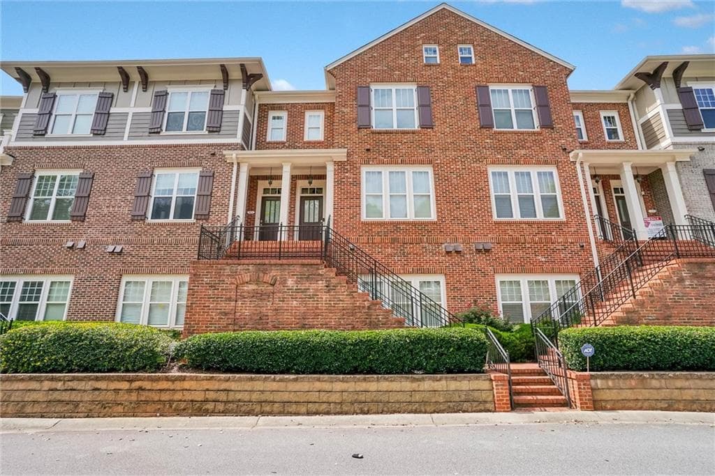 3 bedroom, 4 bathroom, 1,856 sq ft townhouse for rent at 3026 Eltham Place, Decatur, GA 30033 for $2,995 a month — photo 1 of 40