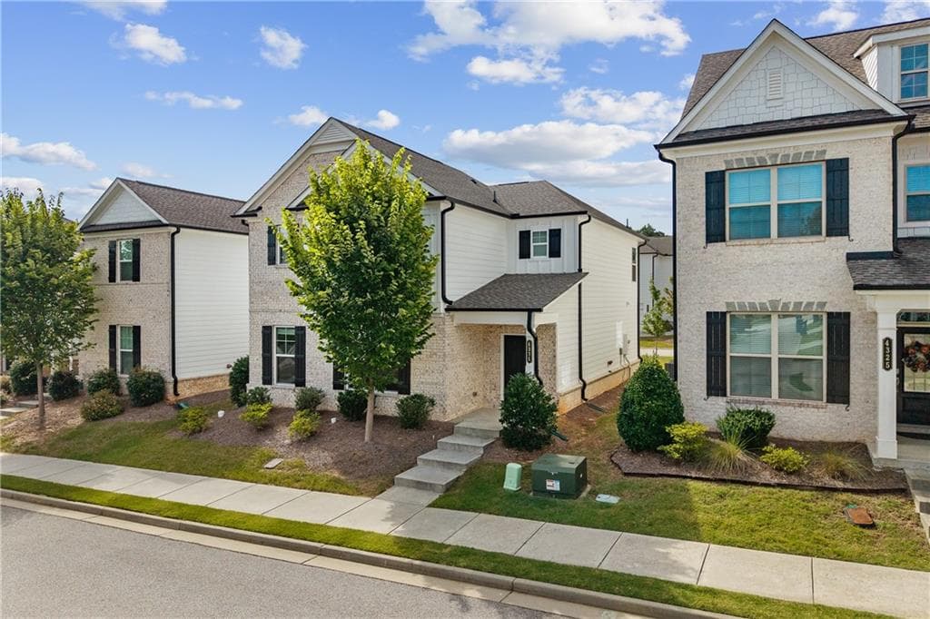 4 bedroom, 3 bathroom, 2,435 sq ft single family residence for sale at 4335 Magpie Drive, Hoschton, GA 30548 — photo 6