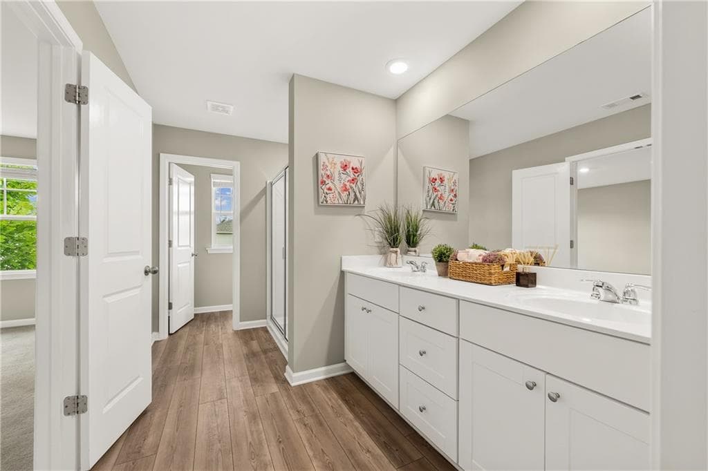 4 bedroom, 3 bathroom, 2,435 sq ft single family residence for sale at 4335 Magpie Drive, Hoschton, GA 30548 — photo 5