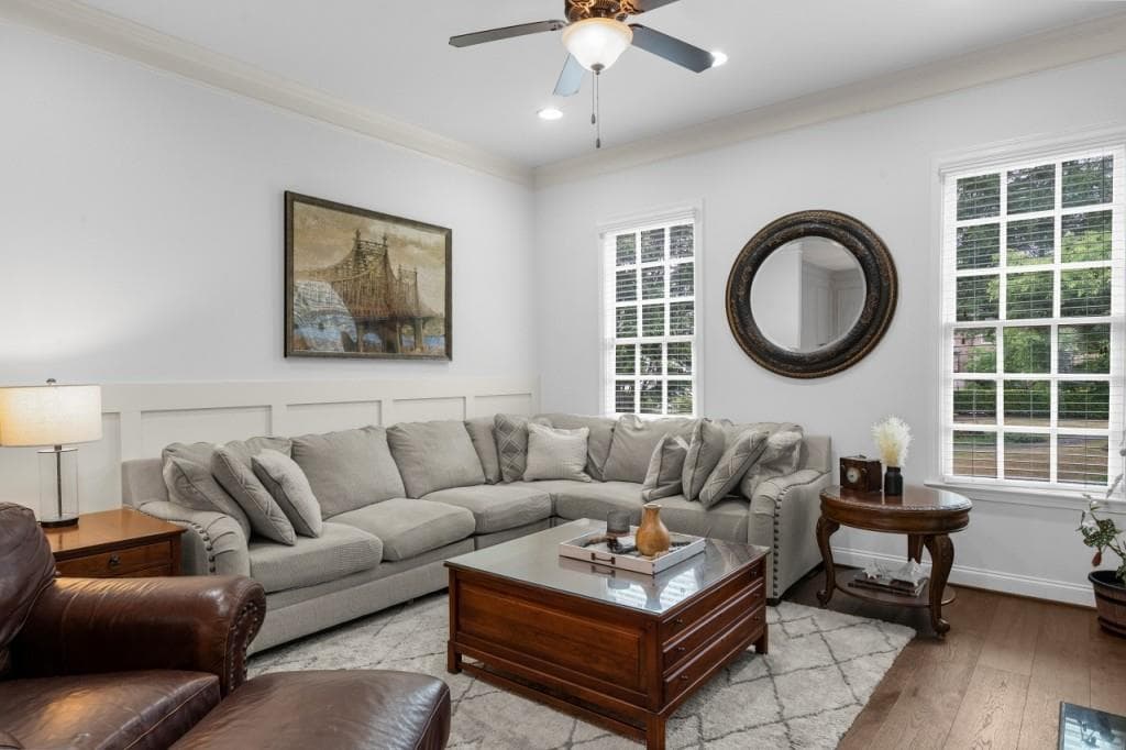 3 bedroom, 4 bathroom, 2,392 sq ft townhouse for rent at 410 Rose Garden Lane, Alpharetta, GA 30009 for $5,300 a month — photo 9