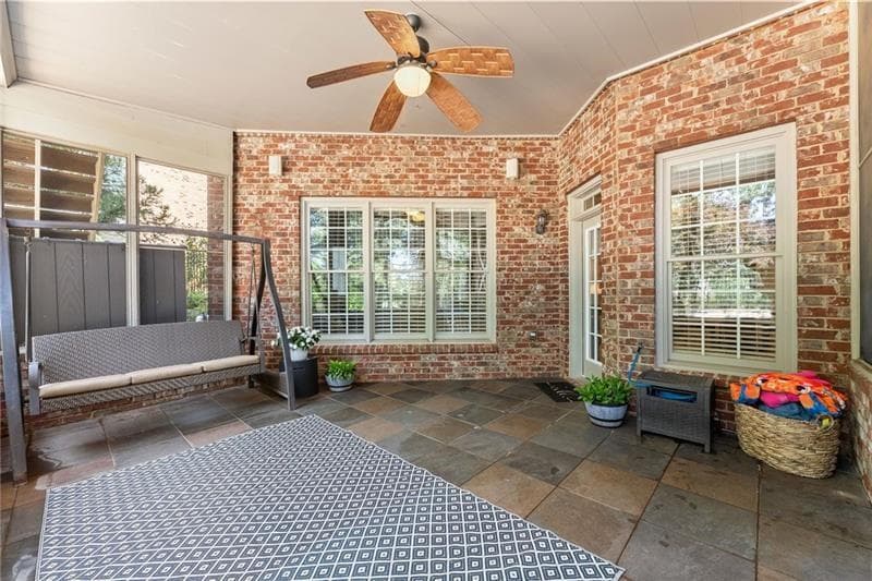 6 bedroom, 6 bathroom, 6,819 sq ft single family residence for sale at 872 Patthview Court, Dacula, GA 30019 — photo 10