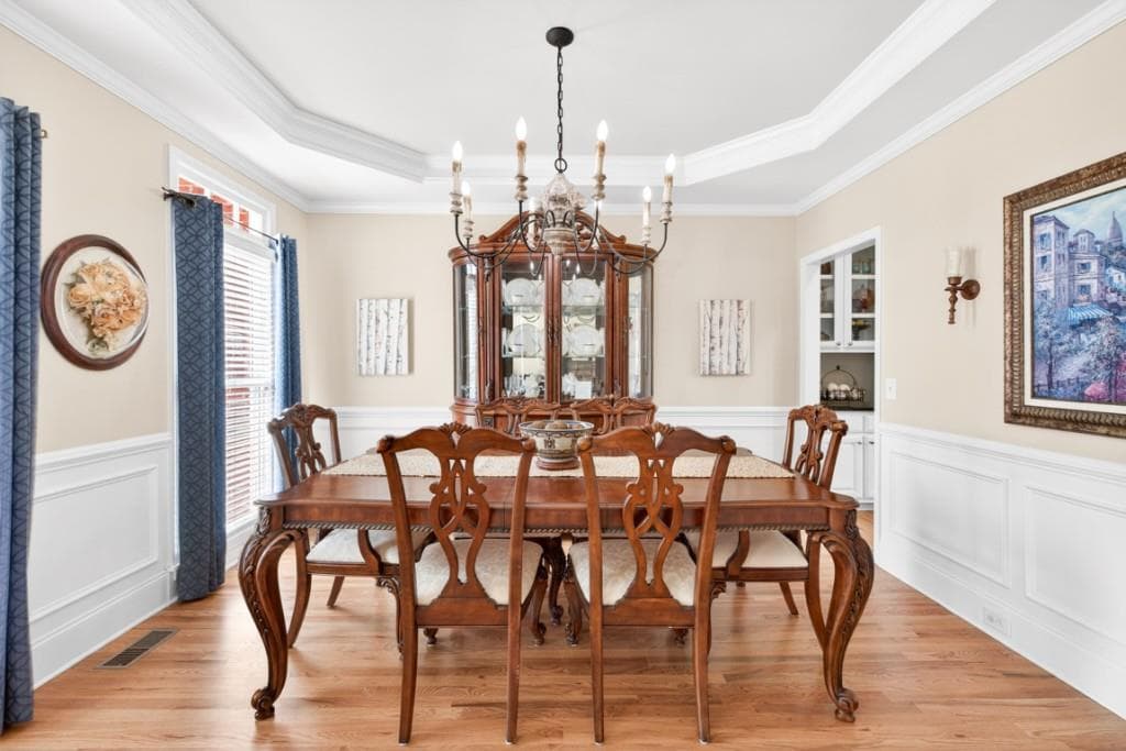 5 bedroom, 5 bathroom, 4,340 sq ft single family residence under contract at 4207 Wyndam Hill Drive, Suwanee, GA 30024 — photo 6