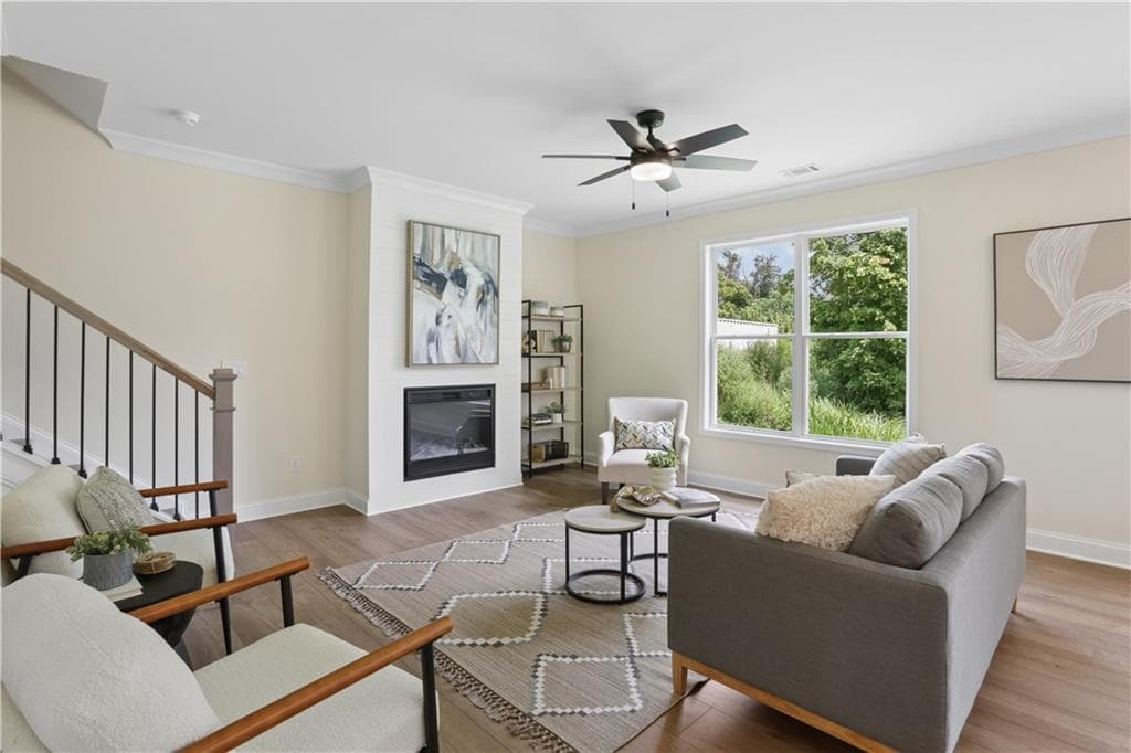 3 bedroom, 3 bathroom, 1,926 sq ft single family residence for sale at 5201 Mulberry Street, Flowery Branch, GA 30542 — photo 9