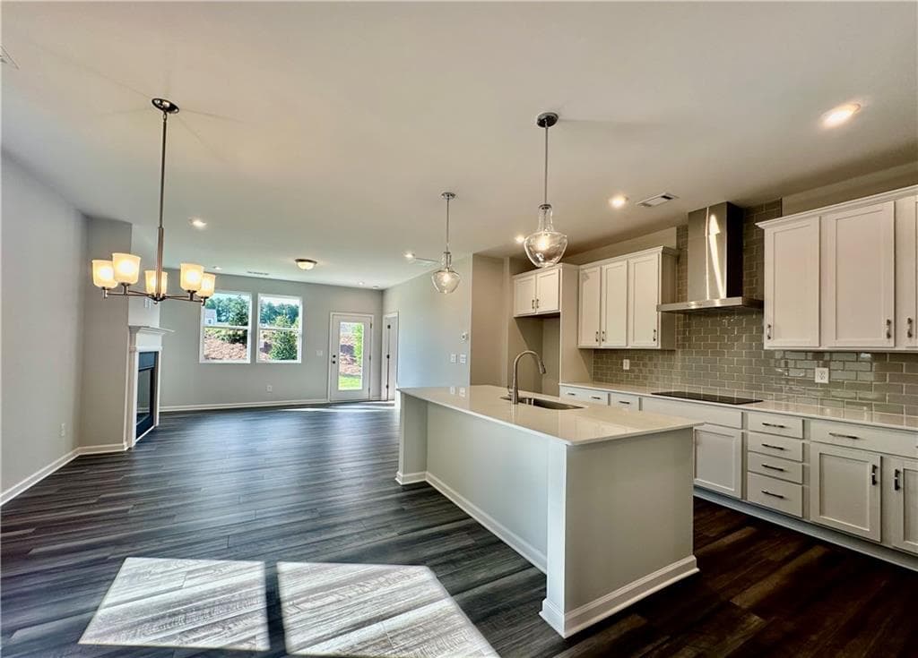 4 bedroom, 3 bathroom, 2,547 sq ft single family residence for sale at 4446 Buttonwood Lane, Lilburn, GA 30047 — photo 7