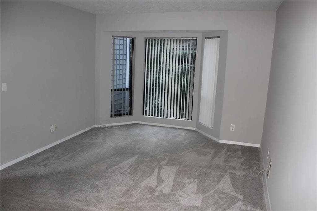2 bedroom, 2 bathroom, 1,000 sq ft condominium for rent at 204 Warm Springs Circle, Roswell, GA 30075 for $1,870 a month — photo 7